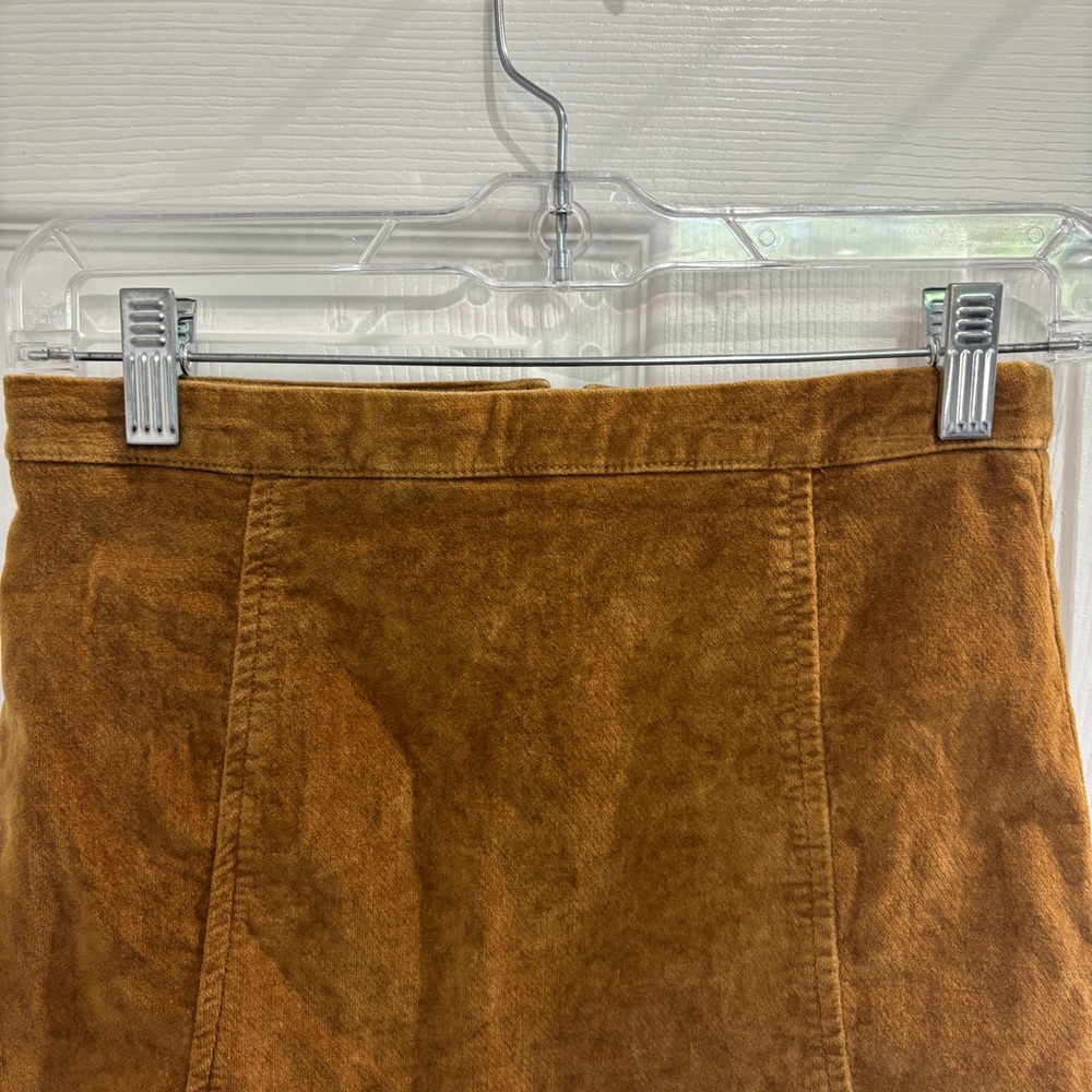 Brandy Melville Skirt in Bronze Velveteen, Like New 😍 - Picture 8 of 11